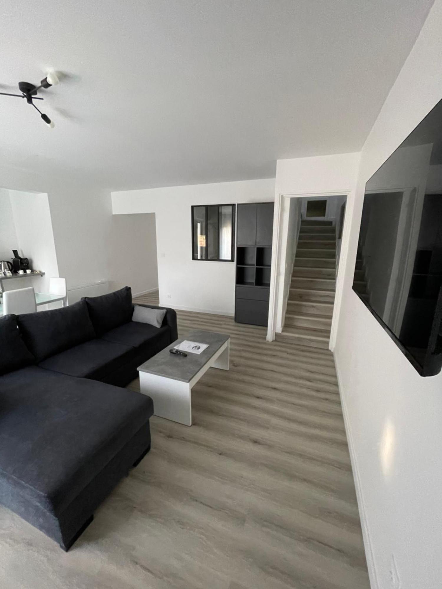 Maison Detente De 100 M2 Uniquement Couple-Famille-Travailleurs Вильпаризи Экстерьер фото