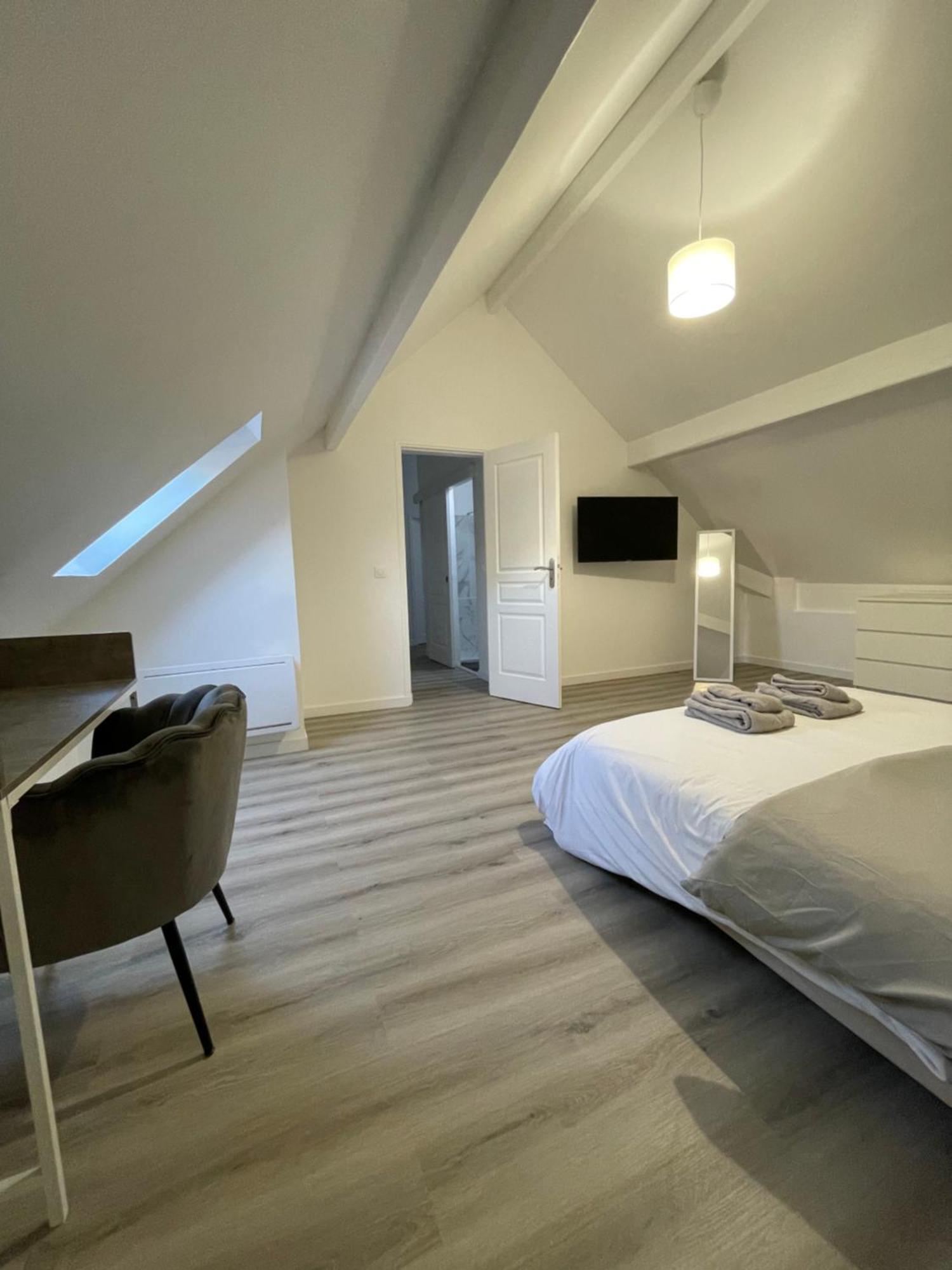 Maison Detente De 100 M2 Uniquement Couple-Famille-Travailleurs Вильпаризи Экстерьер фото