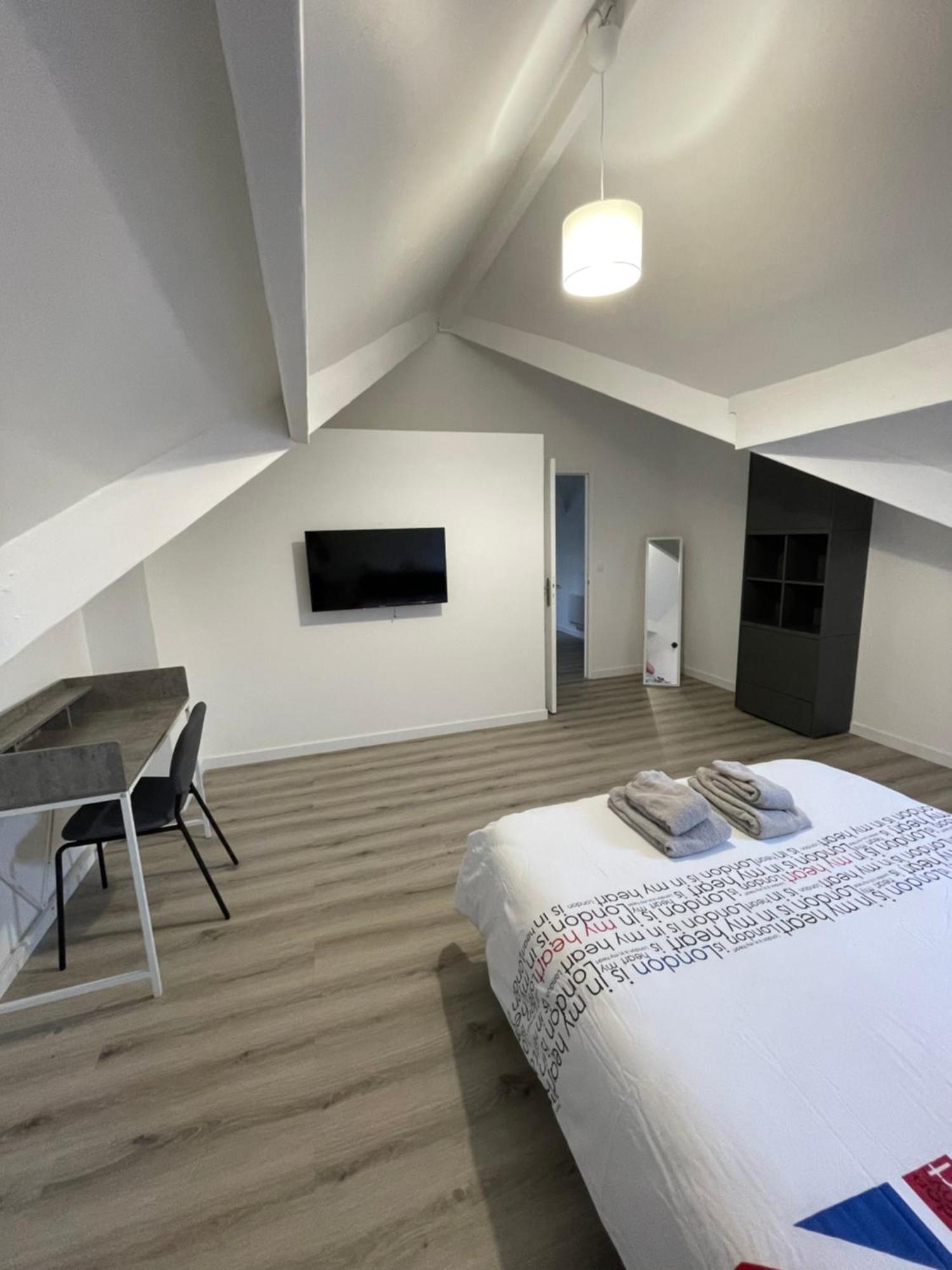 Maison Detente De 100 M2 Uniquement Couple-Famille-Travailleurs Вильпаризи Экстерьер фото